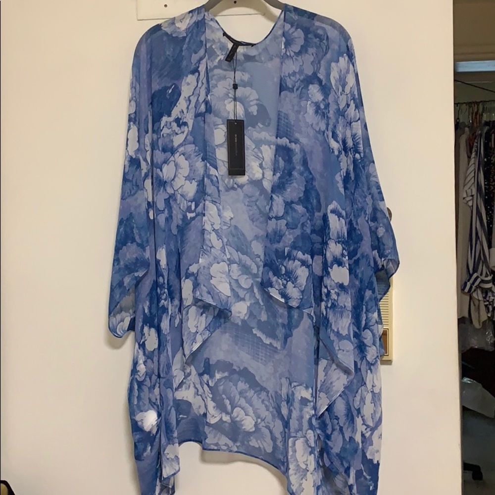 Bcbg beach coverup